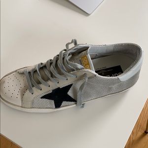 Golden Goose superstar - size 42